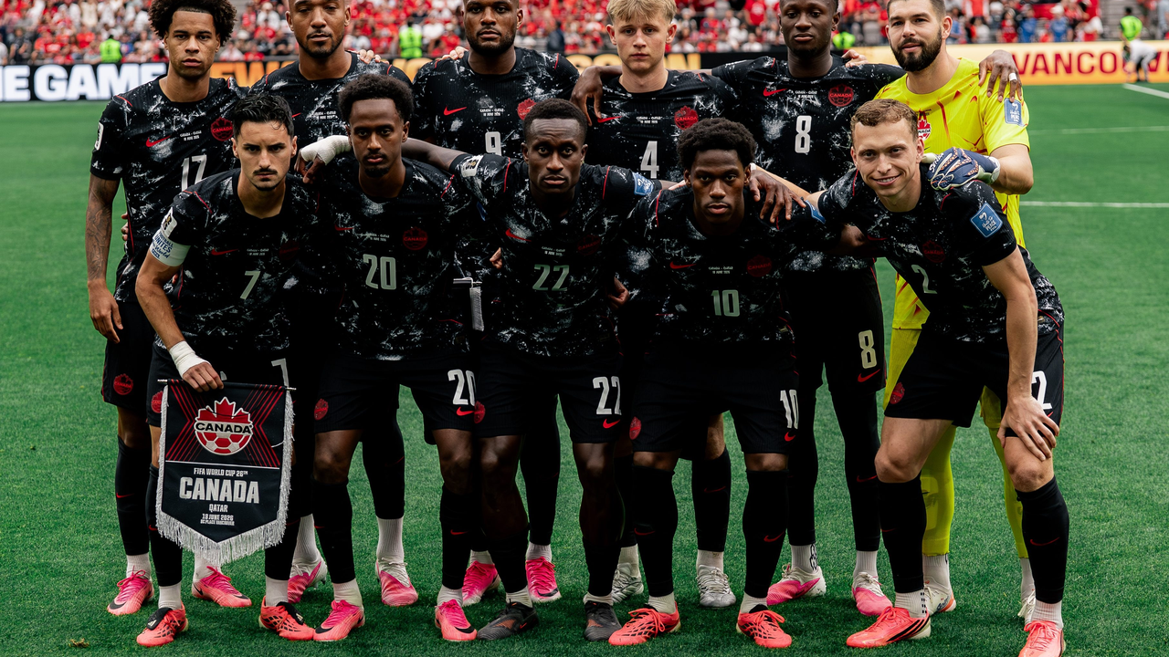 Canada maakt van Vancouver een WK-statement met zes goals tegen Qatar
