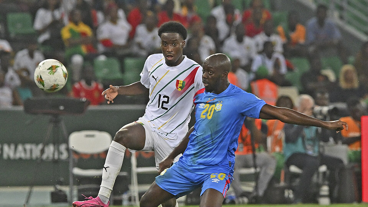 Le doublé de Wissa envoie la RD Congo au tour suivant après l'ouverture du score précoce de l'Ouzbékistan