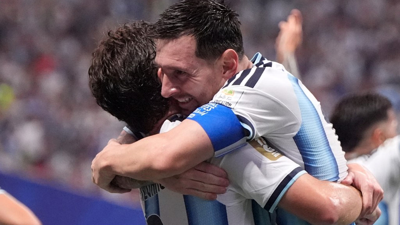 Argentinië maakt van comeback tegen Egypte een kwartfinalewaarschuwing