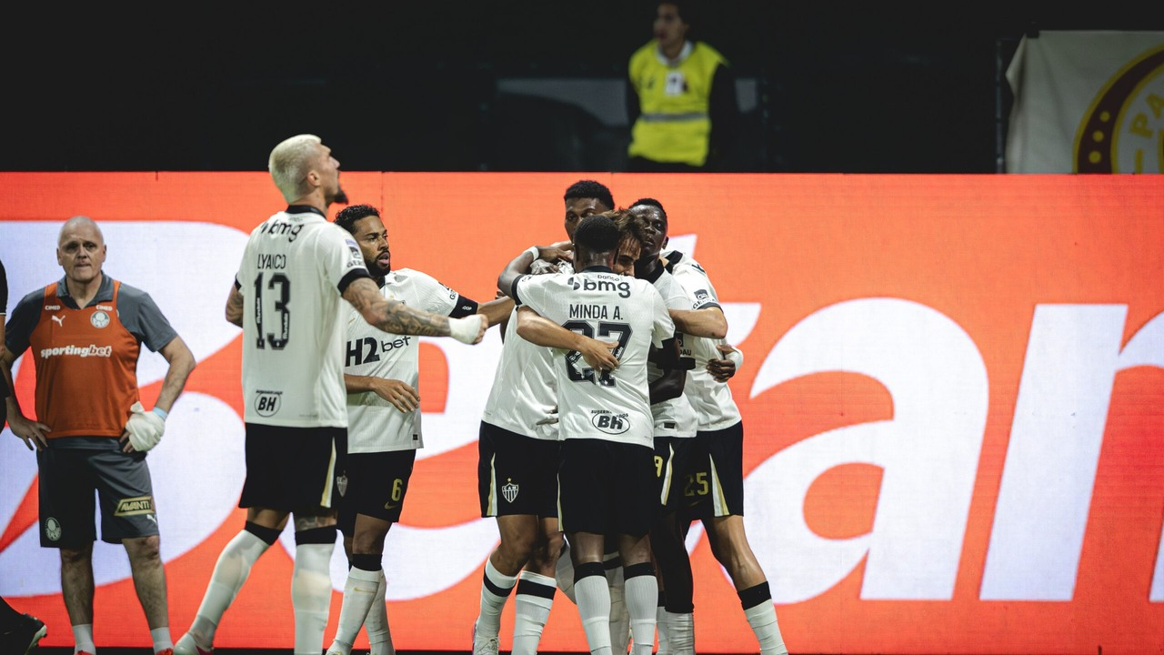 El Atlético Mineiro venció al Palmeiras tras una rápida réplica en la segunda parte