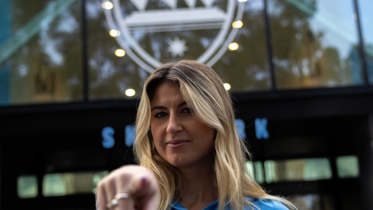 Charlotte McLean verbindt zich nog twee seizoenen aan Sydney FC