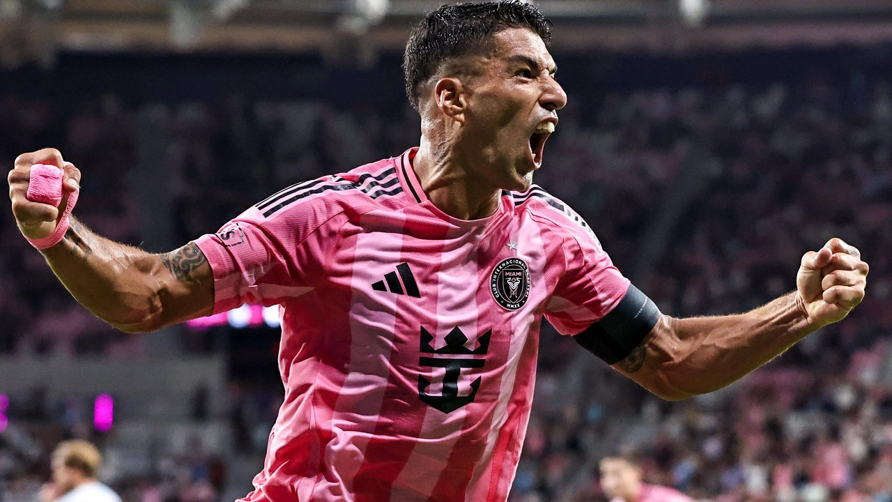 Luis Suárez célèbre un but avec ses coéquipiers de l’Inter Miami