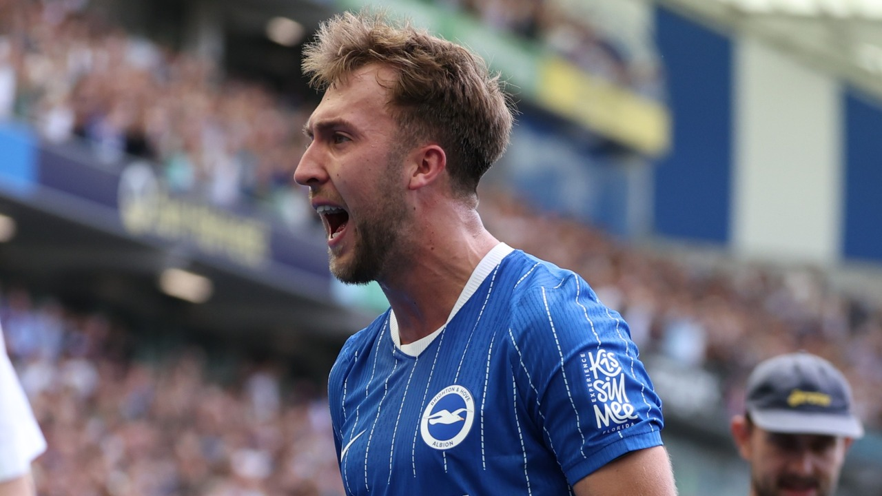 Brighton-försvararen Maxim De Cuyper under säsongen 2026