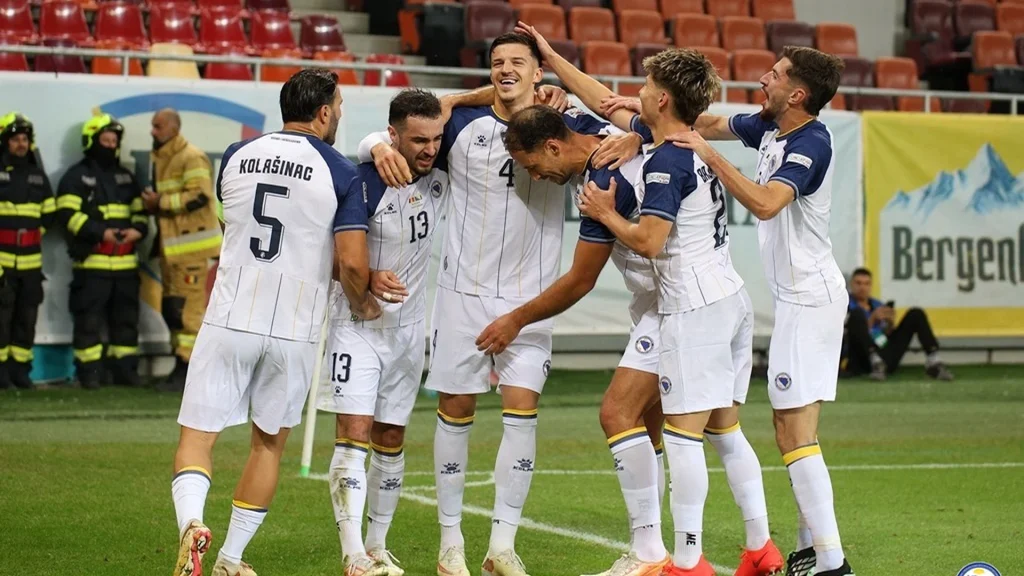 Bosnia y Herzegovina convierte cuatro goleadores distintos en una victoria 4-2 en Rumanía